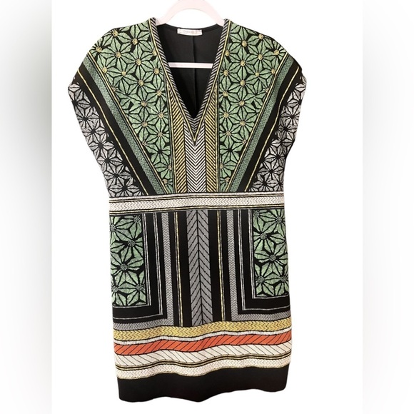 Zara Dresses & Skirts - Zara Women's Geometric Tunic Dress
Metallic Gold Print Shift Tribal Raw Hem